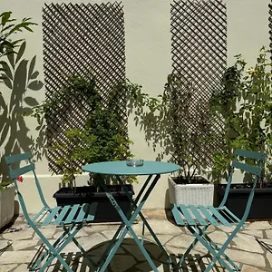 Hipotel Lilas Gambetta París