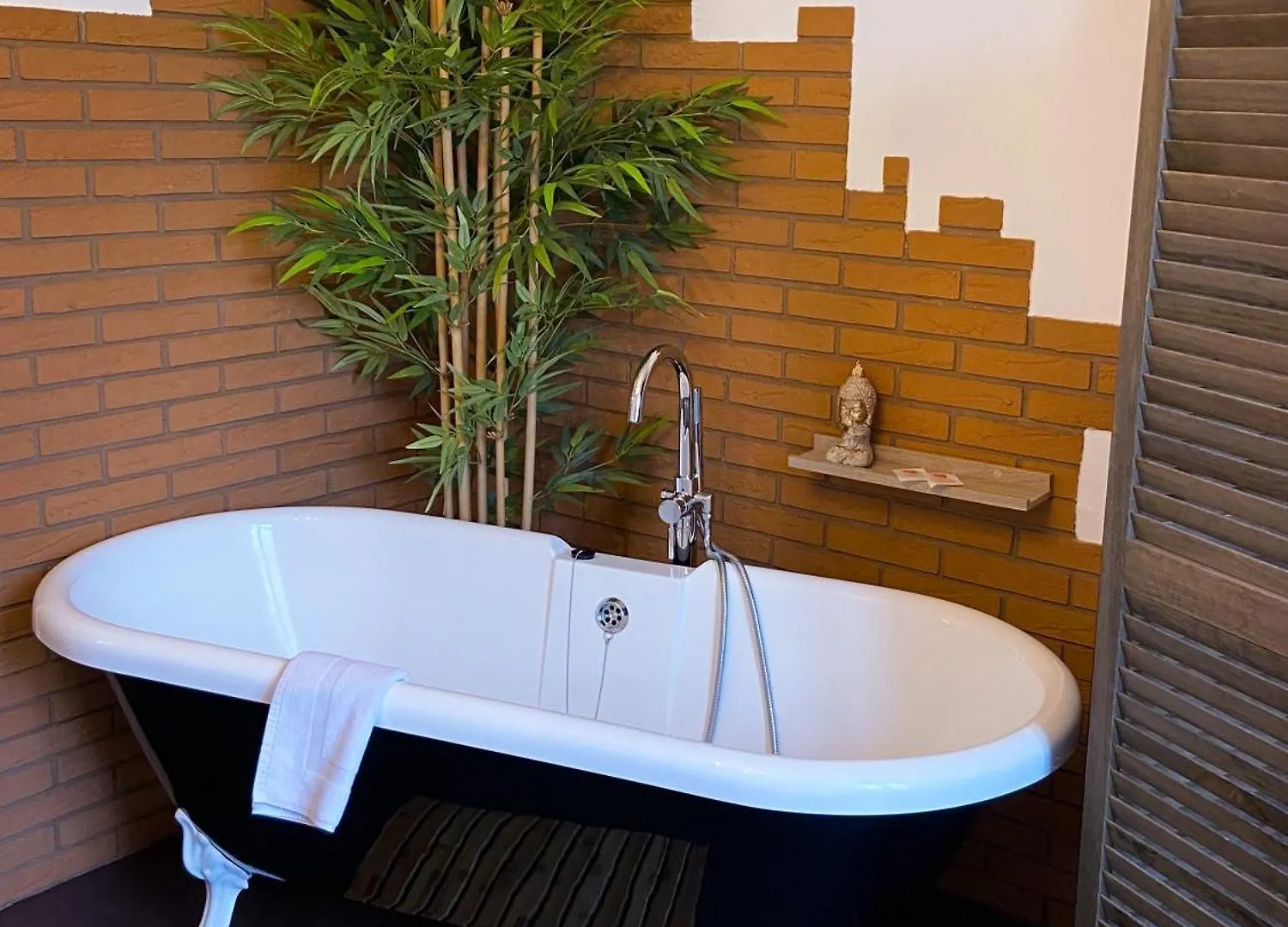 Pensionat La Bulle Dans Le Palmier Hotell Toulouse